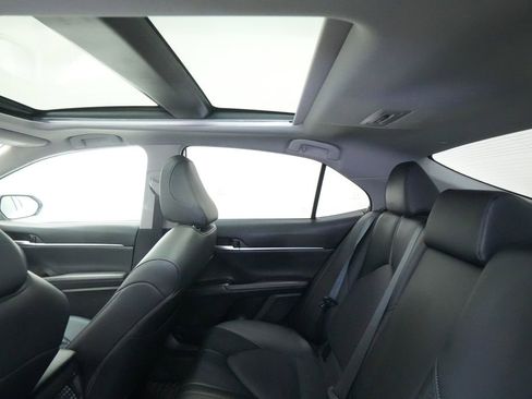 Used 2023 Toyota Camry XLE w/ Navigation Package image 19