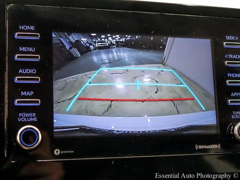 Used 2021 Toyota Camry SE FWD image 21