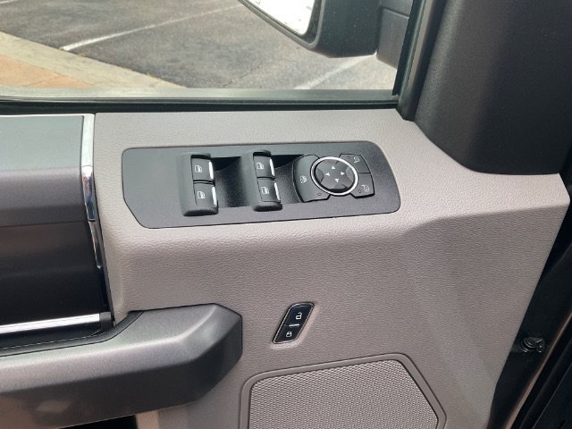 Used 2015 Ford F150 XLT w/ Equipment Group 301A Mid AWD/4WD image 20