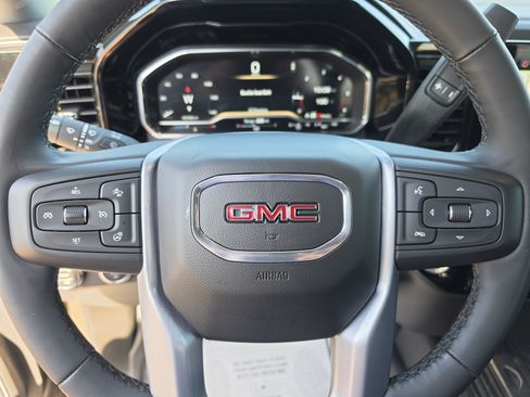 Used 2023 GMC Sierra 1500 Elevation w/ X31 Off-Road Package AWD/4WD image 38