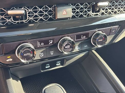 Used 2024 Honda Accord EX-L image 19
