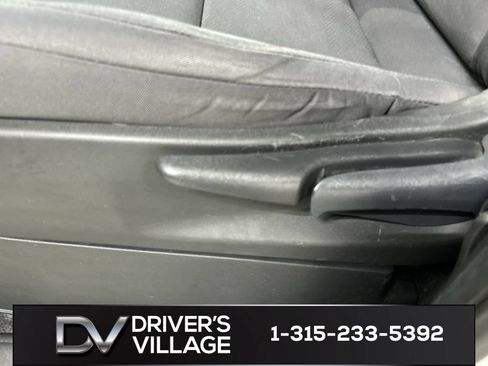 Used 2024 Nissan Frontier S w/ Technology Package AWD/4WD image 10