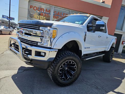 Used 2017 Ford F350 Lariat w/ Lariat Ultimate Package image 27