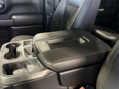 Used 2022 Chevrolet Silverado 2500 W/T w/ WT Convenience Package AWD/4WD image 30
