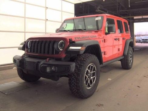 Used 2025 Jeep Wrangler Unlimited Rubicon image 1