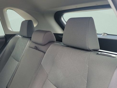 Used 2025 Toyota RAV4 XLE FWD image 10