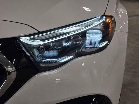 New 2026 Mercedes-Benz E 53 AMG e 4MATIC Sedan image 42