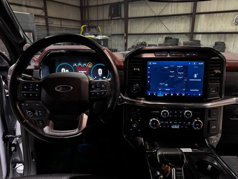 Used 2022 Ford F150 Lariat w/ Equipment Group 502A High image 30