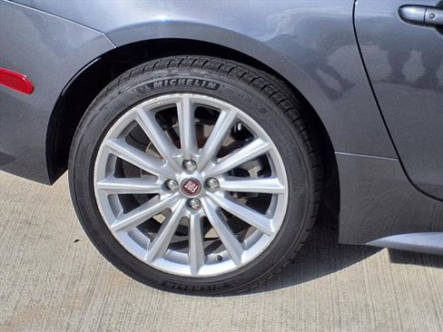 Used 2017 FIAT 124 Spider Lusso image 6