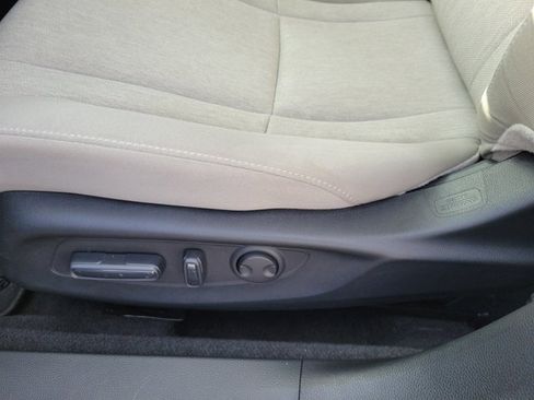 Certified 2023 Honda Accord EX image 19