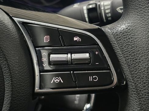 Used 2024 Kia Forte LXS image 29