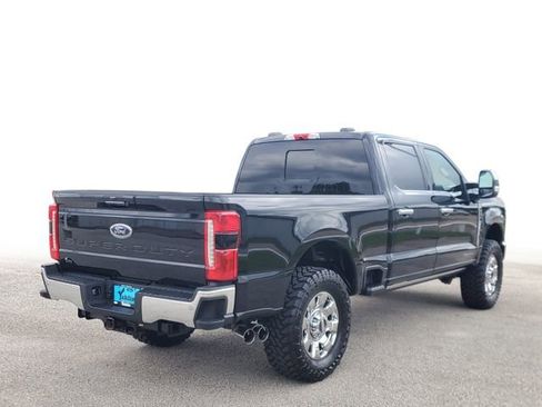 Used 2024 Ford F250 Lariat w/ Lariat Ultimate Package AWD/4WD image 4