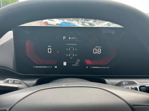 Used 2025 Kia K4 FWD image 30