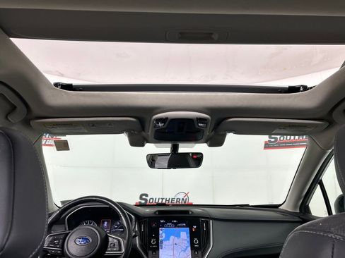 Used 2022 Subaru Outback Limited image 19
