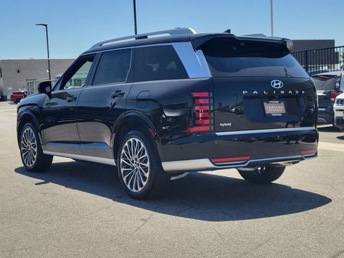 New 2026 Hyundai Palisade Calligraphy FWD image 3