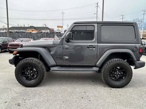 Used 2024 Jeep Wrangler Sport S image 6