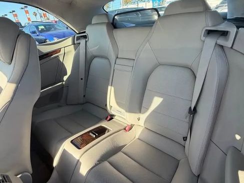 Used 2011 Mercedes-Benz E 350 Cabriolet image 12