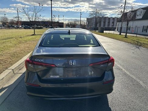 Used 2022 Honda Civic EX image 10