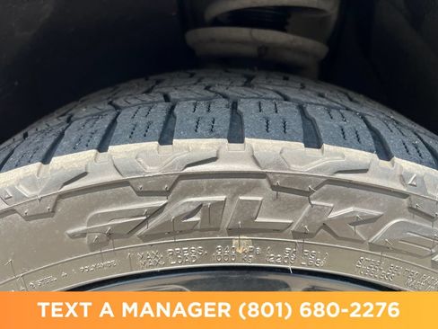 Used 2019 Chevrolet Blazer RS AWD/4WD image 9
