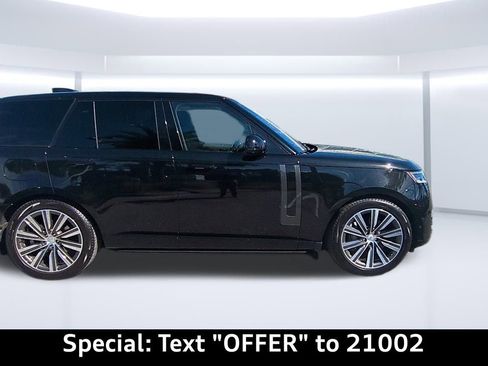 Used 2023 Land Rover Range Rover SE image 38