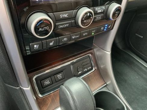 Used 2021 Subaru Ascent Touring w/ Popular Package #2A AWD/4WD image 22