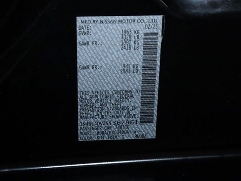 Used 2025 Nissan Altima 2.5 SV FWD image 20