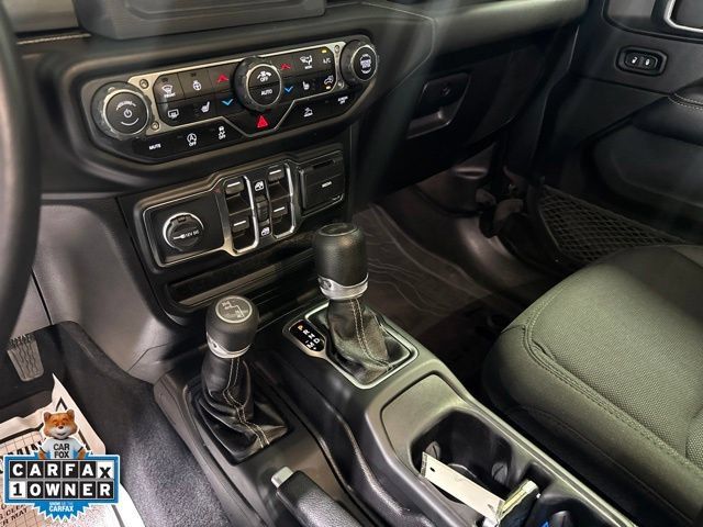 Used 2021 Jeep Wrangler Unlimited Sahara w/ Cold Weather Group AWD/4WD image 24