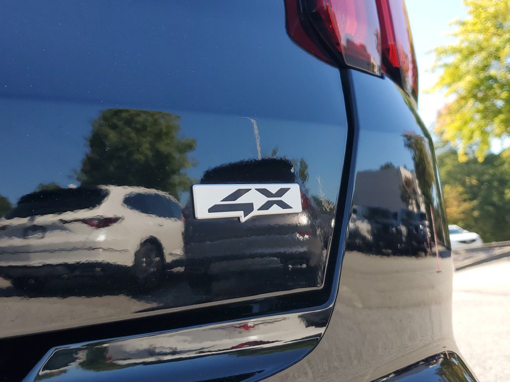 Used 2023 Kia Sorento AWD image 9