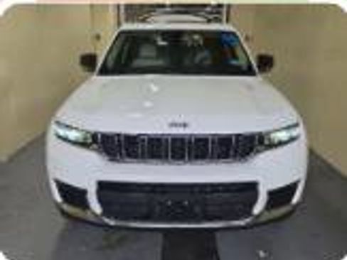 Used 2021 Jeep Grand Cherokee L Limited AWD/4WD image 1