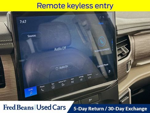Used 2023 Ford Expedition Max Limited AWD/4WD image 19