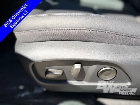 New 2026 Chevrolet Equinox LT w/ Convenience Package II FWD image 11