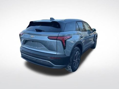 Used 2024 Chevrolet Blazer EV LT image 6