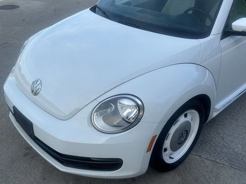 Used 2015 Volkswagen Beetle 1.8T Classic image 14