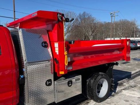 New 2026 Ford F550 4x4 SuperCab Super Duty image 3