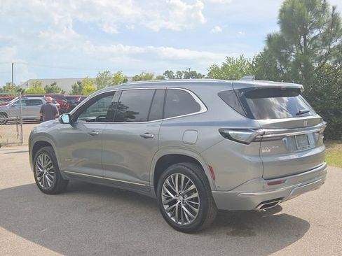 New 2026 Buick Enclave Avenir w/ Super Cruise Package FWD image 3