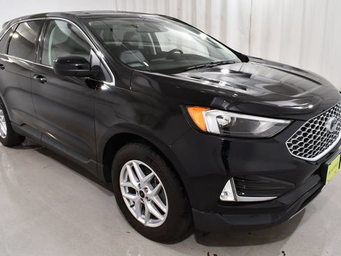 Used 2023 Ford Edge SEL w/ Convenience Package AWD/4WD image 5