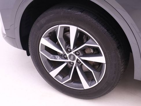 Certified 2023 Audi Q5 2.0T Premium w/ Convenience Package AWD/4WD image 23