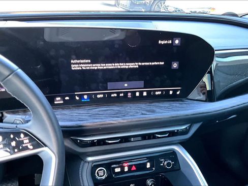 Used 2025 Audi Q5 Premium Plus w/ Premium Plus image 6