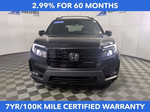 Certified 2025 Honda Passport Black Edition image 8