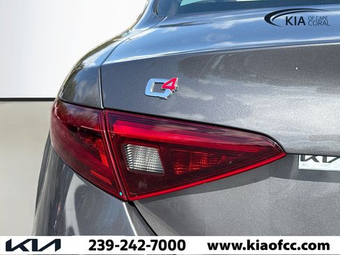 Used 2023 Alfa Romeo Giulia AWD w/ Quick Order Package 22X Lusso image 10