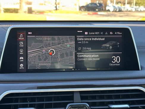 Used 2022 BMW 740i 740i w/ Premium Package image 31