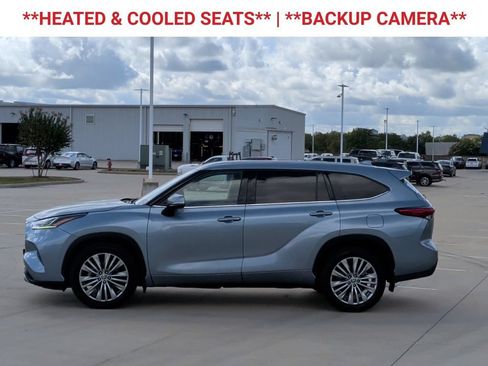 Used 2022 Toyota Highlander Platinum AWD/4WD image 5
