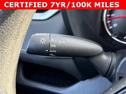 Used 2022 Toyota RAV4 XLE image 26