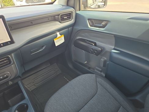 New 2025 Ford Maverick XLT w/ XLT Luxury Package AWD/4WD image 11