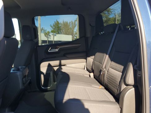 Used 2022 Chevrolet Silverado 1500 RST image 13