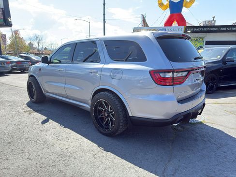 Used 2018 Dodge Durango SRT w/ SRT Interior Appearance Group AWD/4WD image 4