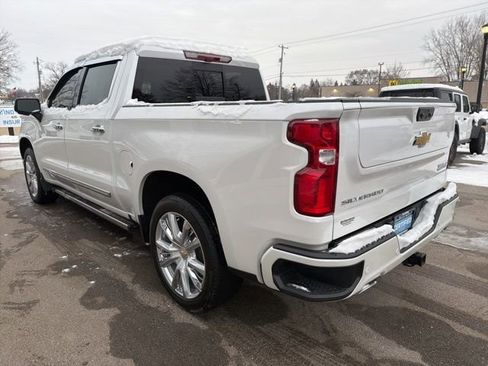 Certified 2023 Chevrolet Silverado 1500 High Country w/ Technology Package image 5