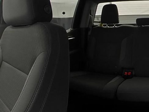 Used 2024 Chevrolet Silverado 1500 LT AWD/4WD image 30