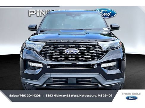 Used 2023 Ford Explorer ST-Line w/ Class IV Trailer Tow Package RWD image 3
