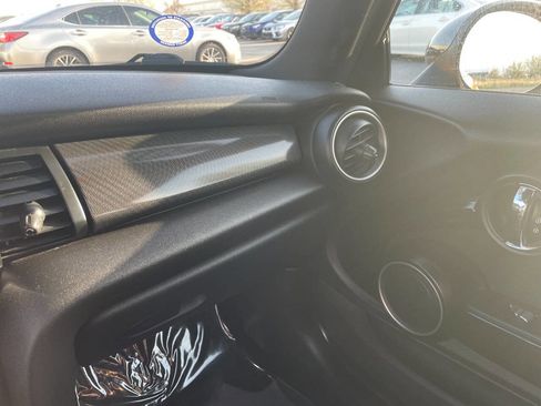 Used 2015 MINI Cooper S image 20
